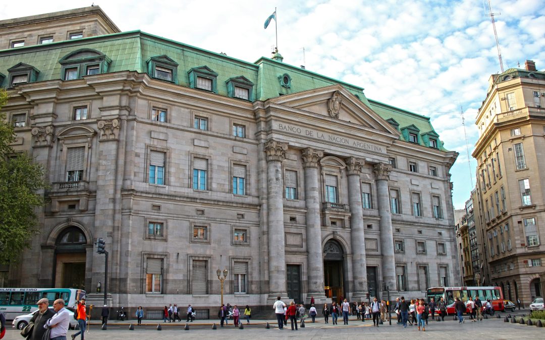 More Cash, More Risk? How Argentina’s Policy Shift Impacts AML Controls 